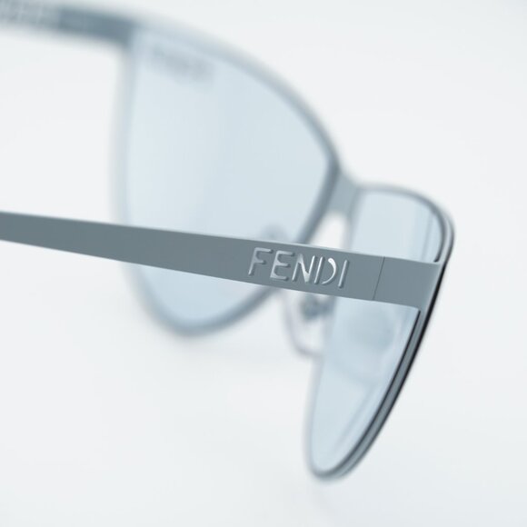 Fendi FE40138U 85V Sunglasses Blue Cat Eye Frame, Blue Lenses main image 10